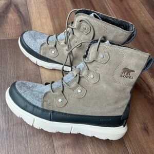 Sorel Explorer II Joan F, Size 11
